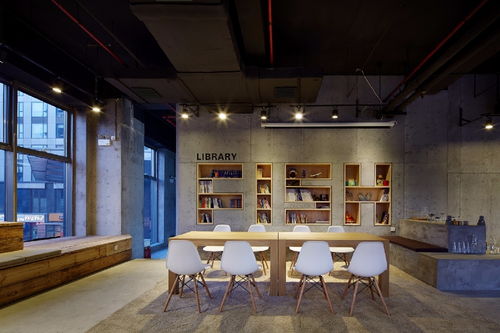 850平現(xiàn)代簡約辦公空間 融合工業(yè)風(fēng)的貿(mào)易公司裝修實(shí)景賞析